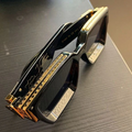 Lv gold